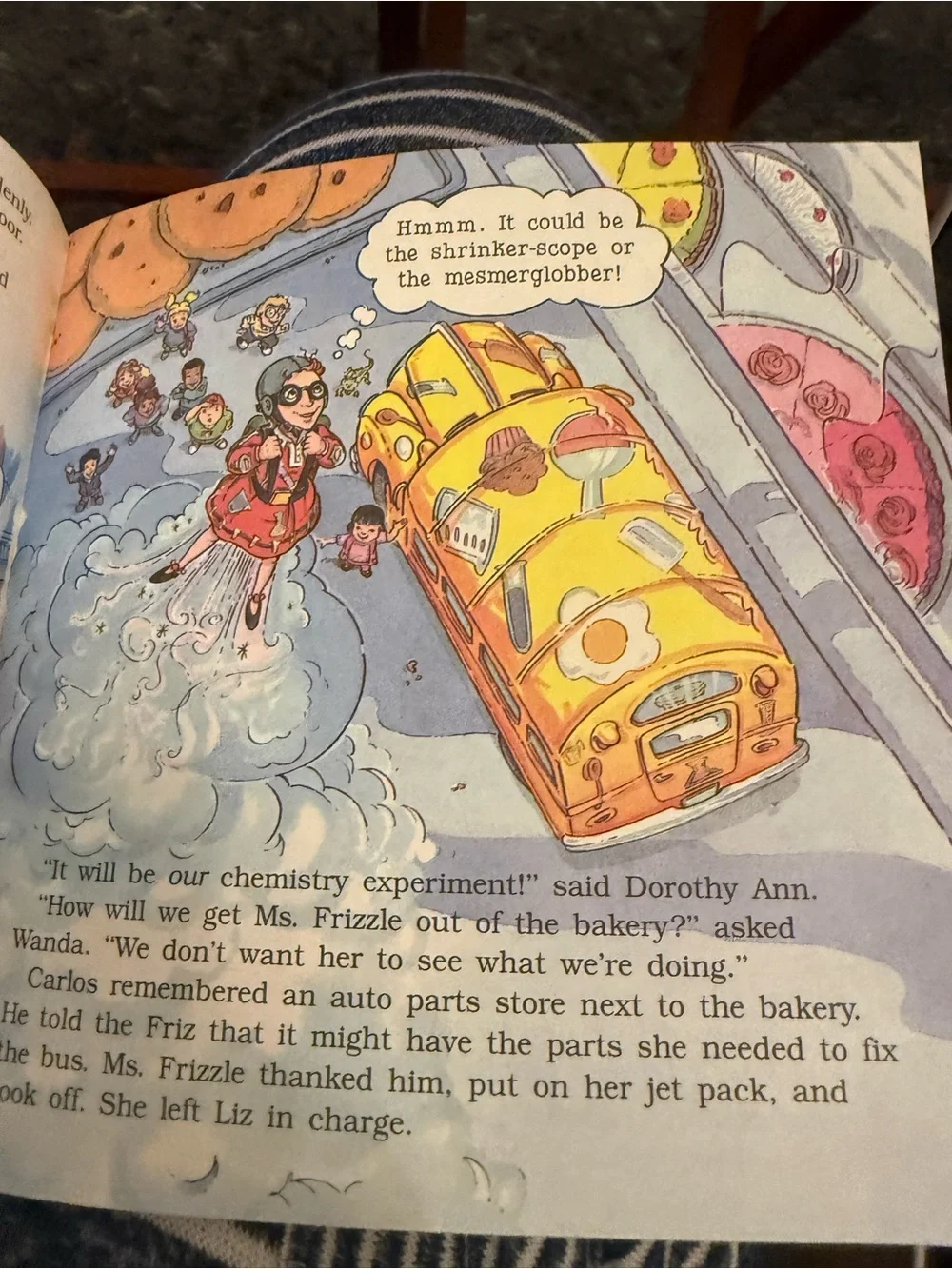 Scholastic The Magic School Bus Kids Paperback Book
